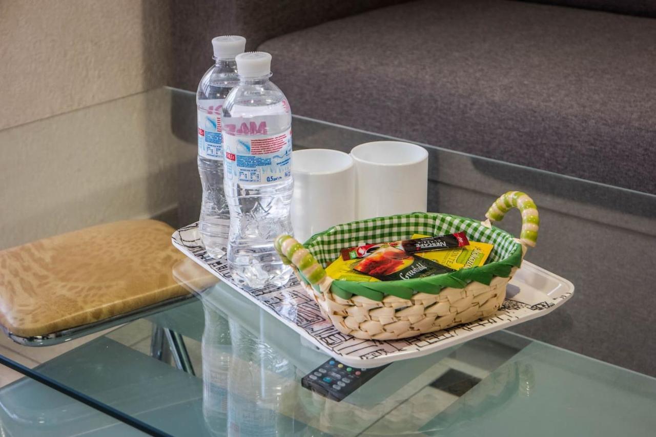 2-Room Apartment Lux Near Centre Wi-Fi Free Dnyipropetrovszk Kültér fotó
