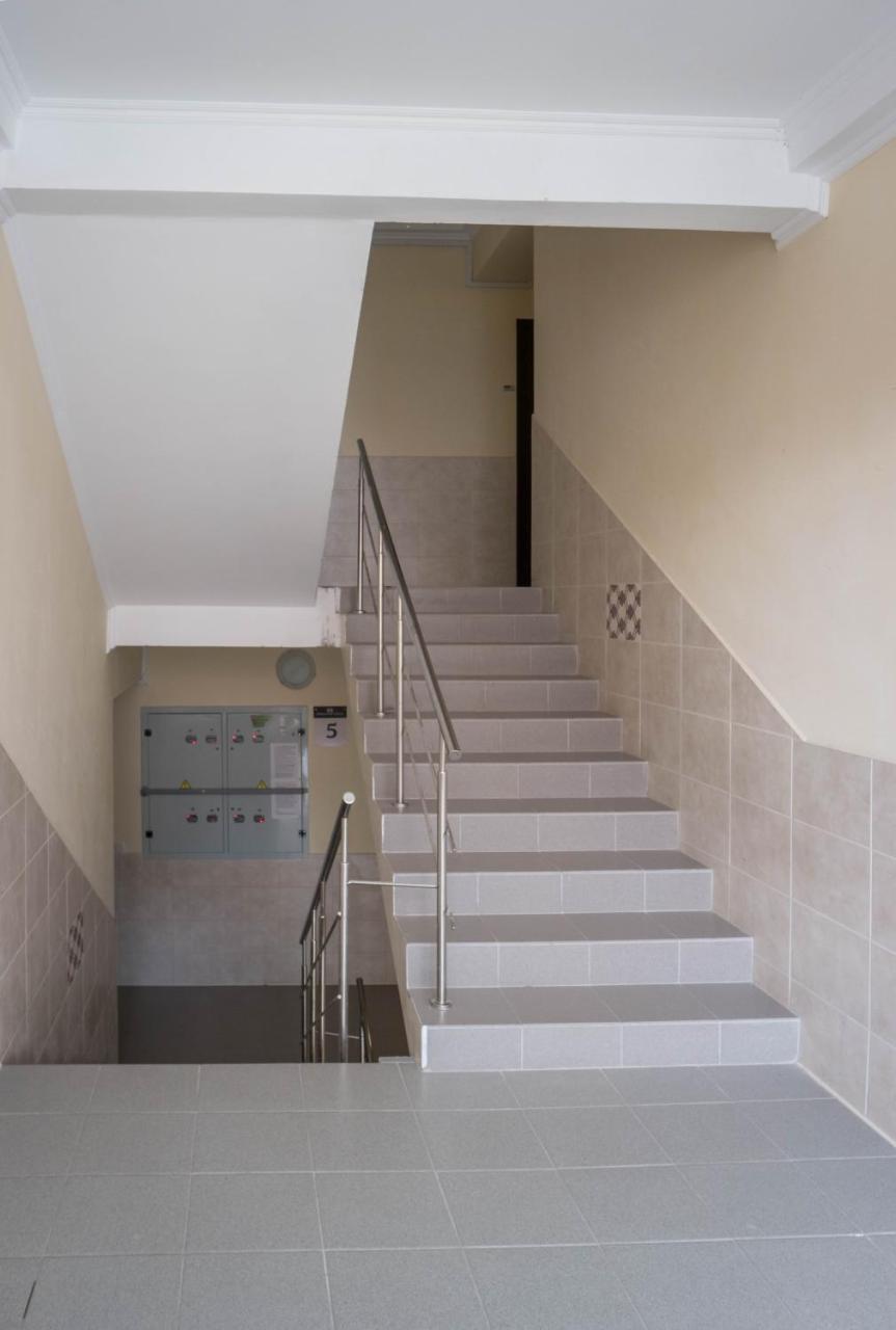 2-Room Apartment Lux Near Centre Wi-Fi Free Dnyipropetrovszk Kültér fotó